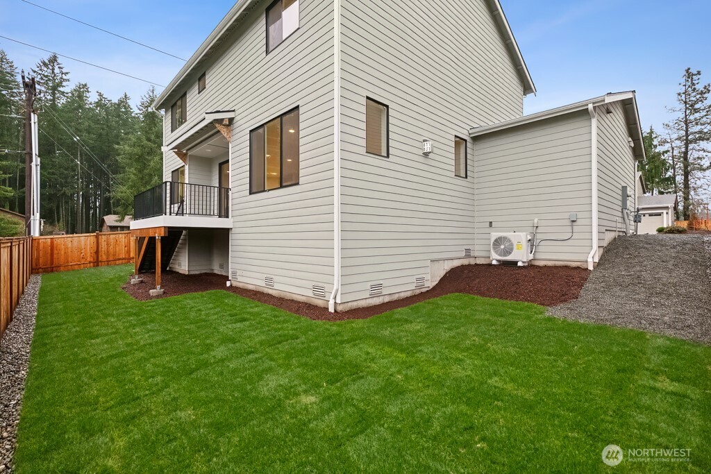 18007 SE 250th Place #1, Covington, WA 98042