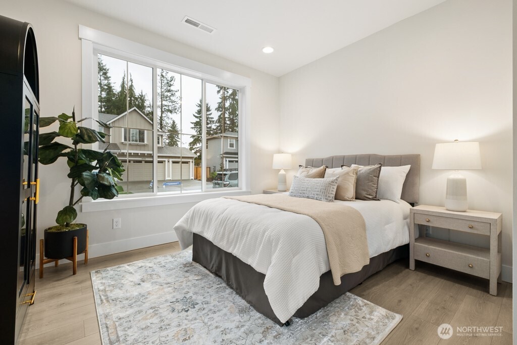 18007 SE 250th Place #1, Covington, WA 98042