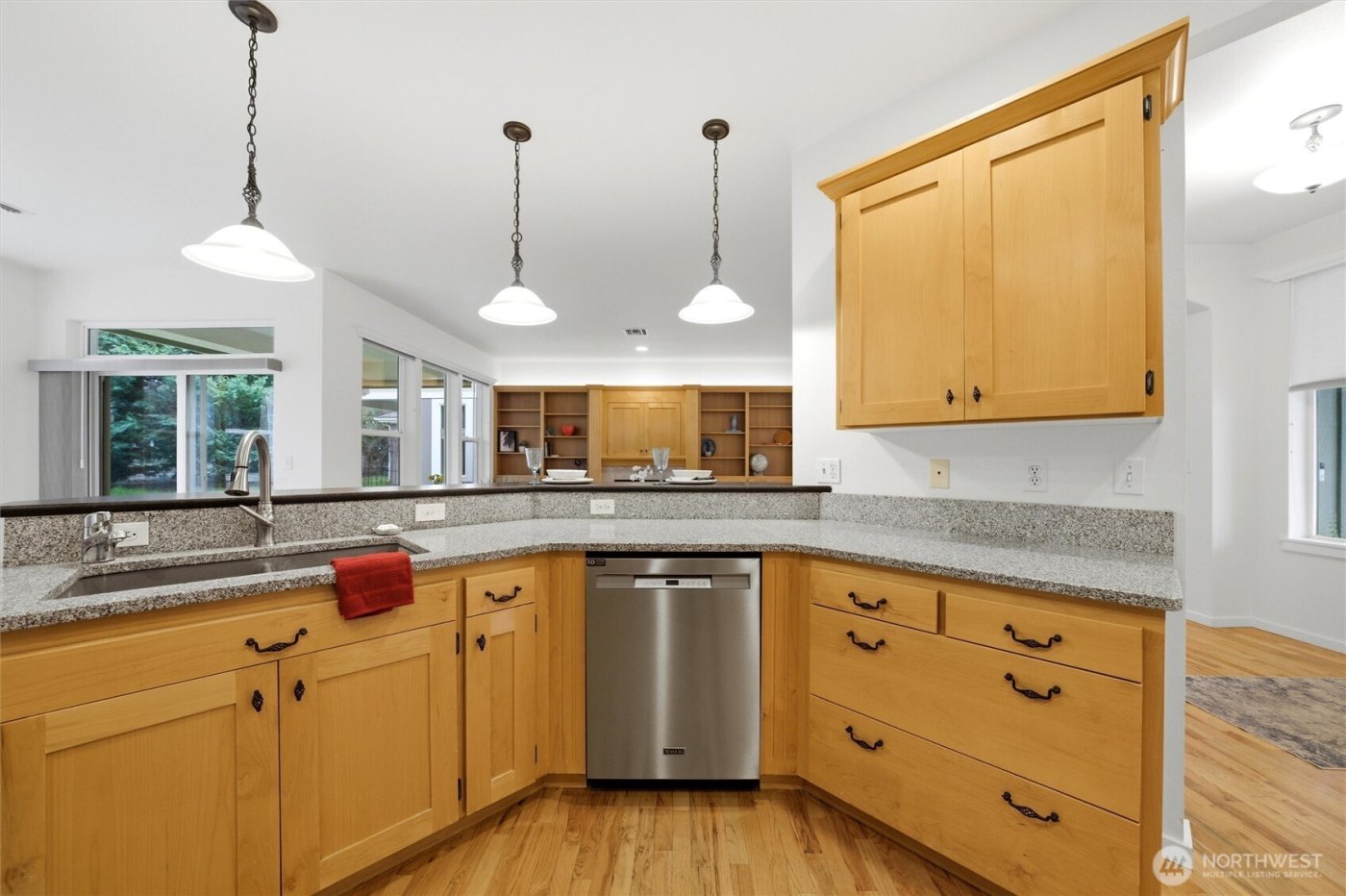 711 SE Swainson Lane , College Place, WA 99324