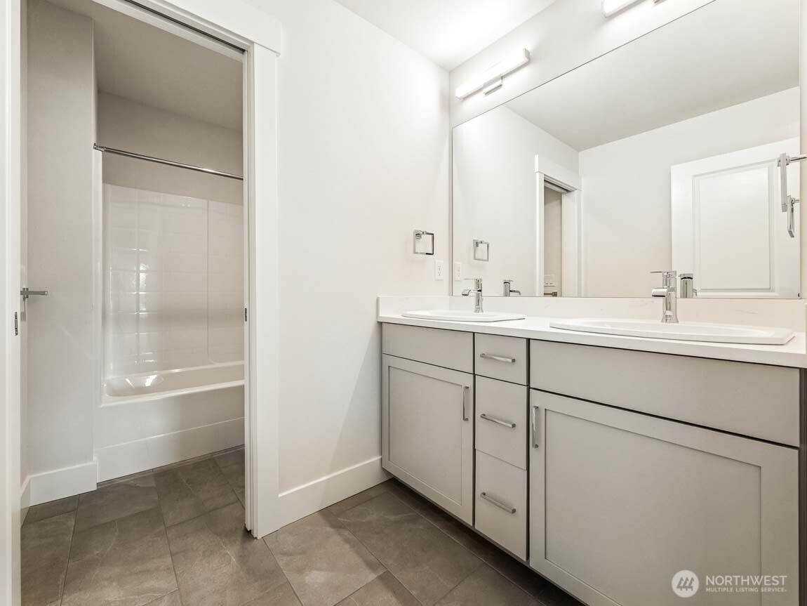 25012 181st Avenue SE #5, Covington, WA 98042