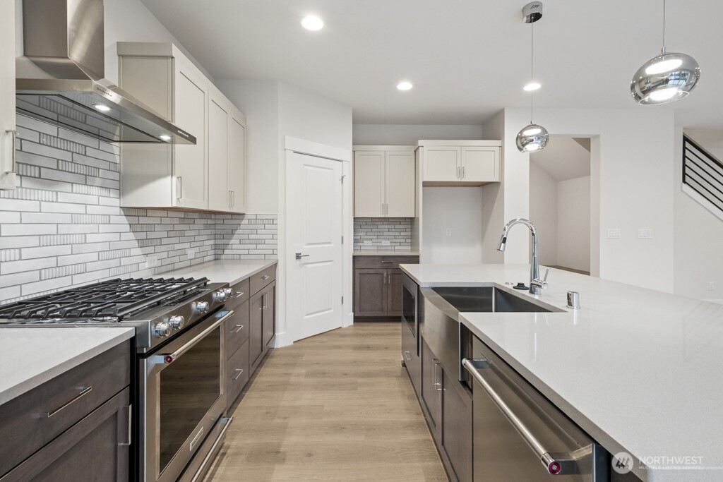 18011 SE 250th Place #2, Covington, WA 98042