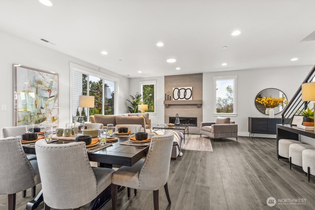 18011 SE 250th Place #2, Covington, WA 98042