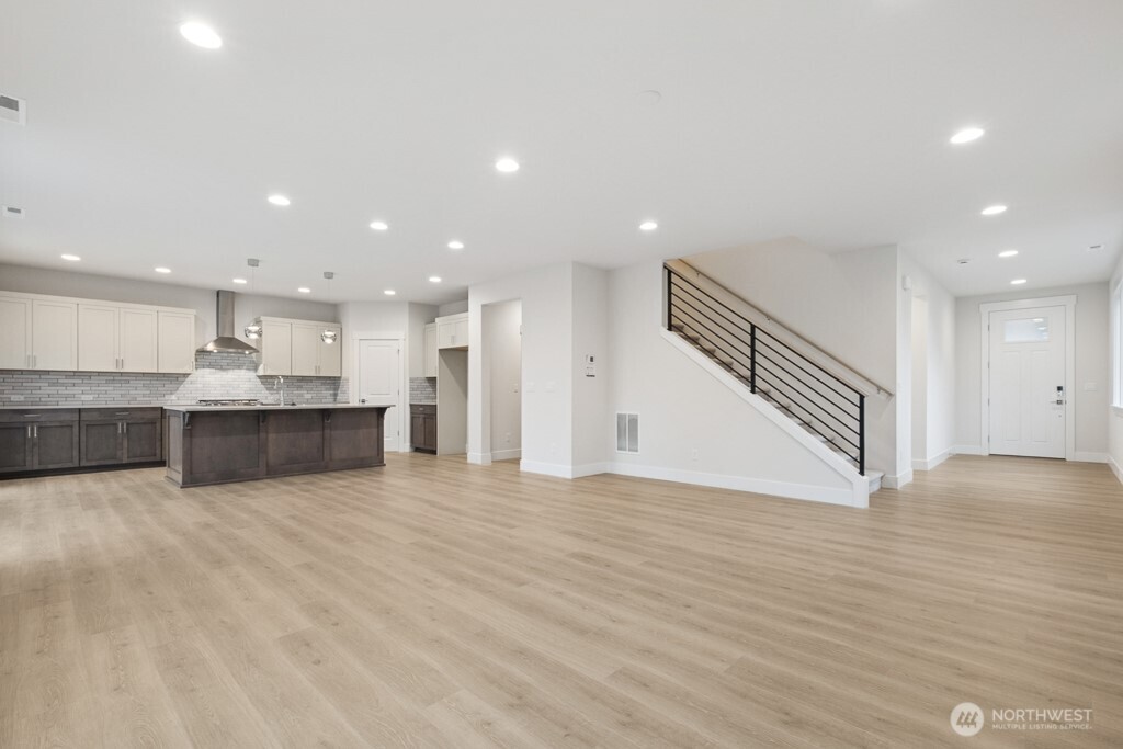 18011 SE 250th Place #2, Covington, WA 98042