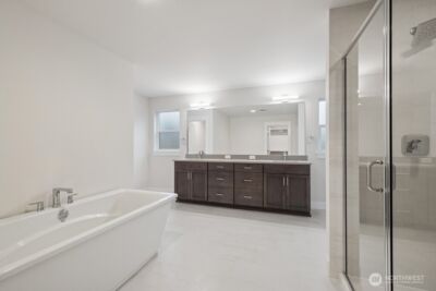 18011 SE 250th Place #2, Covington, WA 98042 - Photo 32