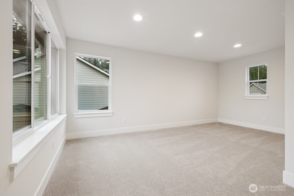 18011 SE 250th Place #2, Covington, WA 98042