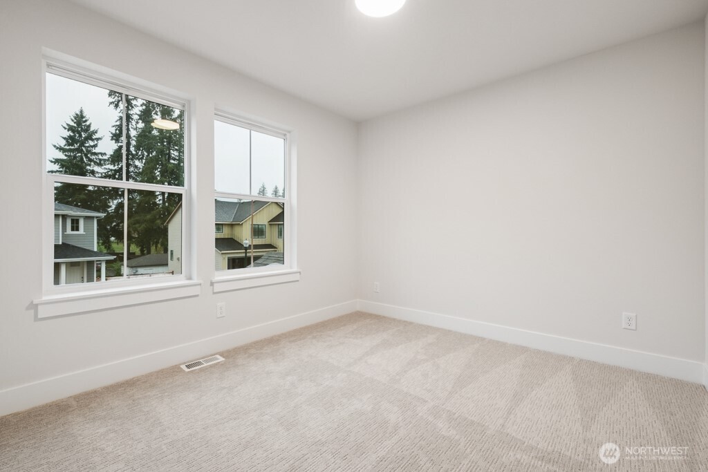 18011 SE 250th Place #2, Covington, WA 98042