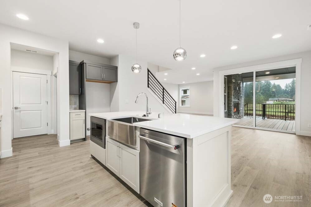 18019 SE 250th Place #3, Covington, WA 98042