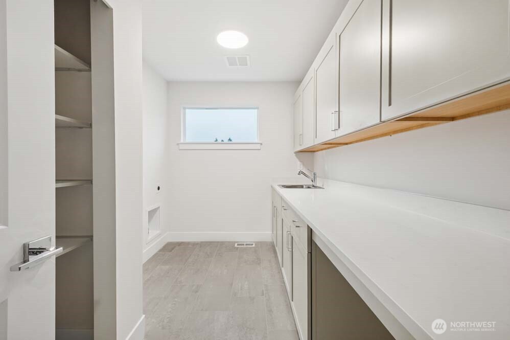 18019 SE 250th Place #3, Covington, WA 98042