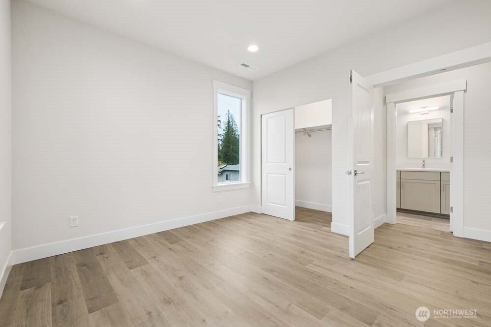 18019 SE 250th Place #3, Covington, WA 98042