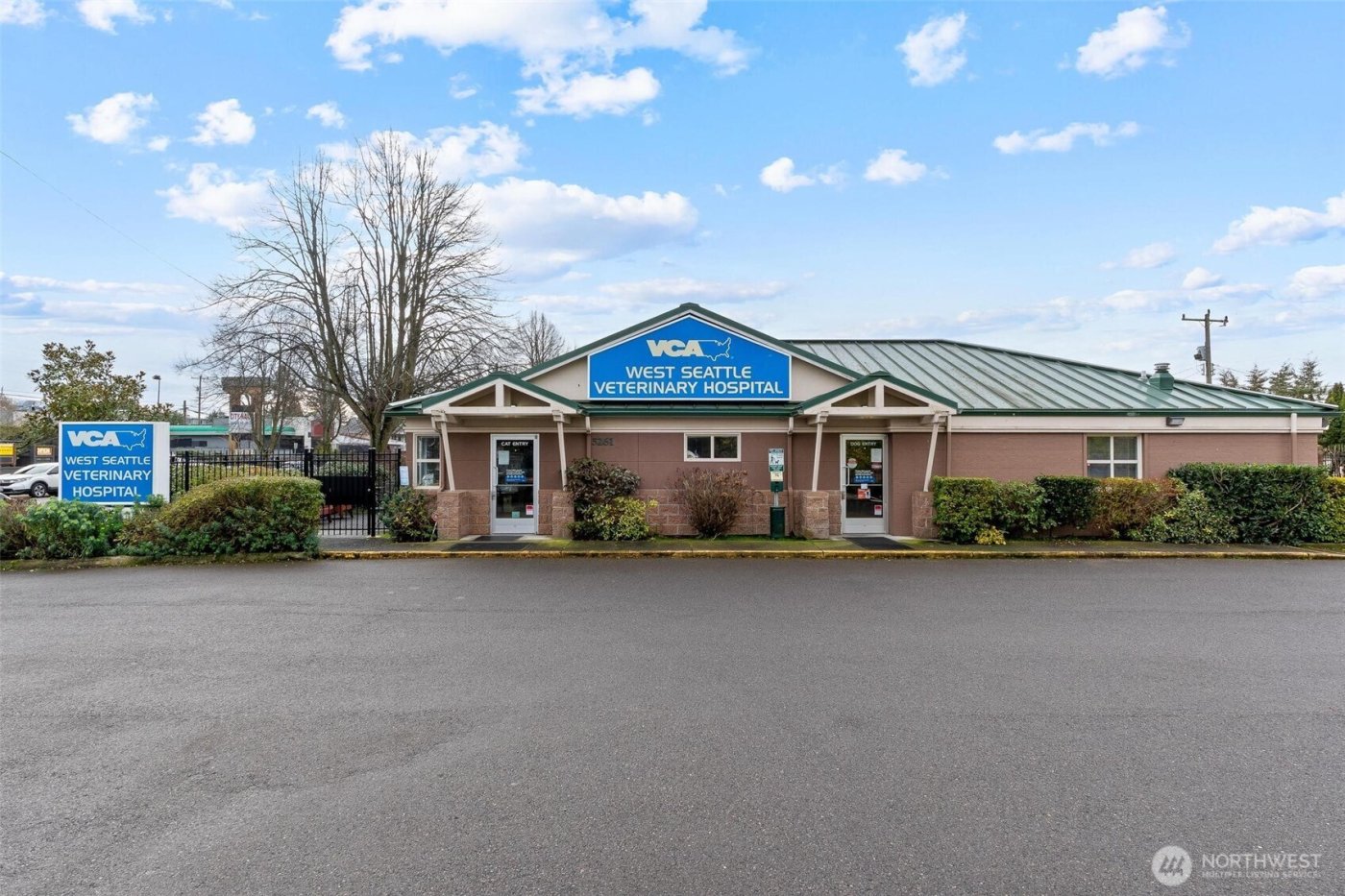 5261 California Way SW, Seattle, WA 98136