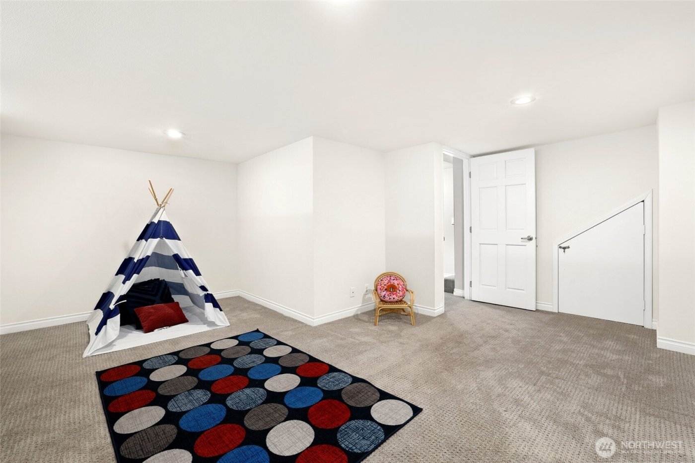 20604 4th Avenue S, Des Moines, WA 98198