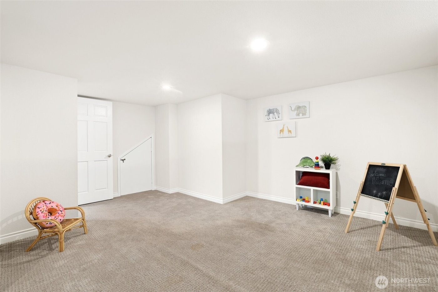 20604 4th Avenue S, Des Moines, WA 98198