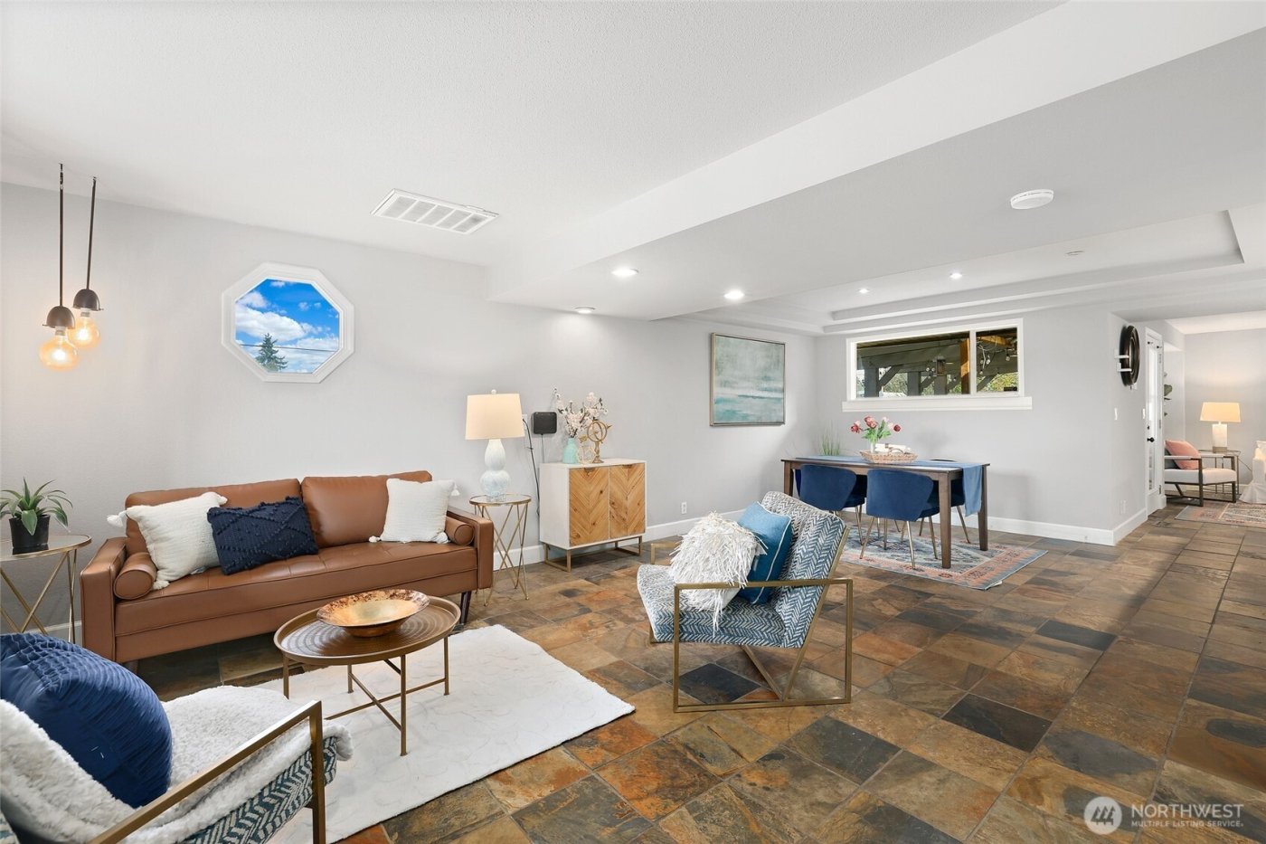 20604 4th Avenue S, Des Moines, WA 98198