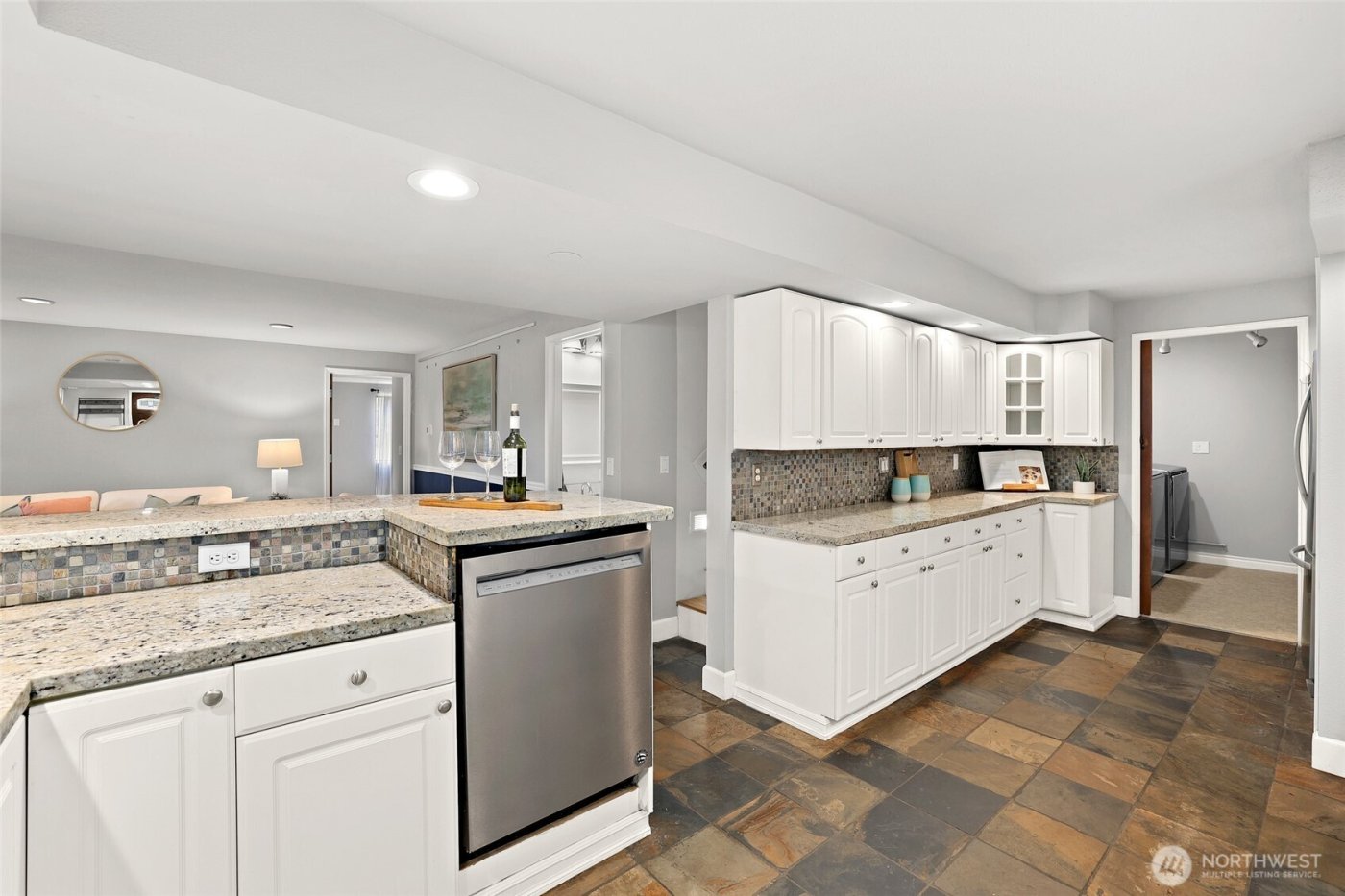 20604 4th Avenue S, Des Moines, WA 98198