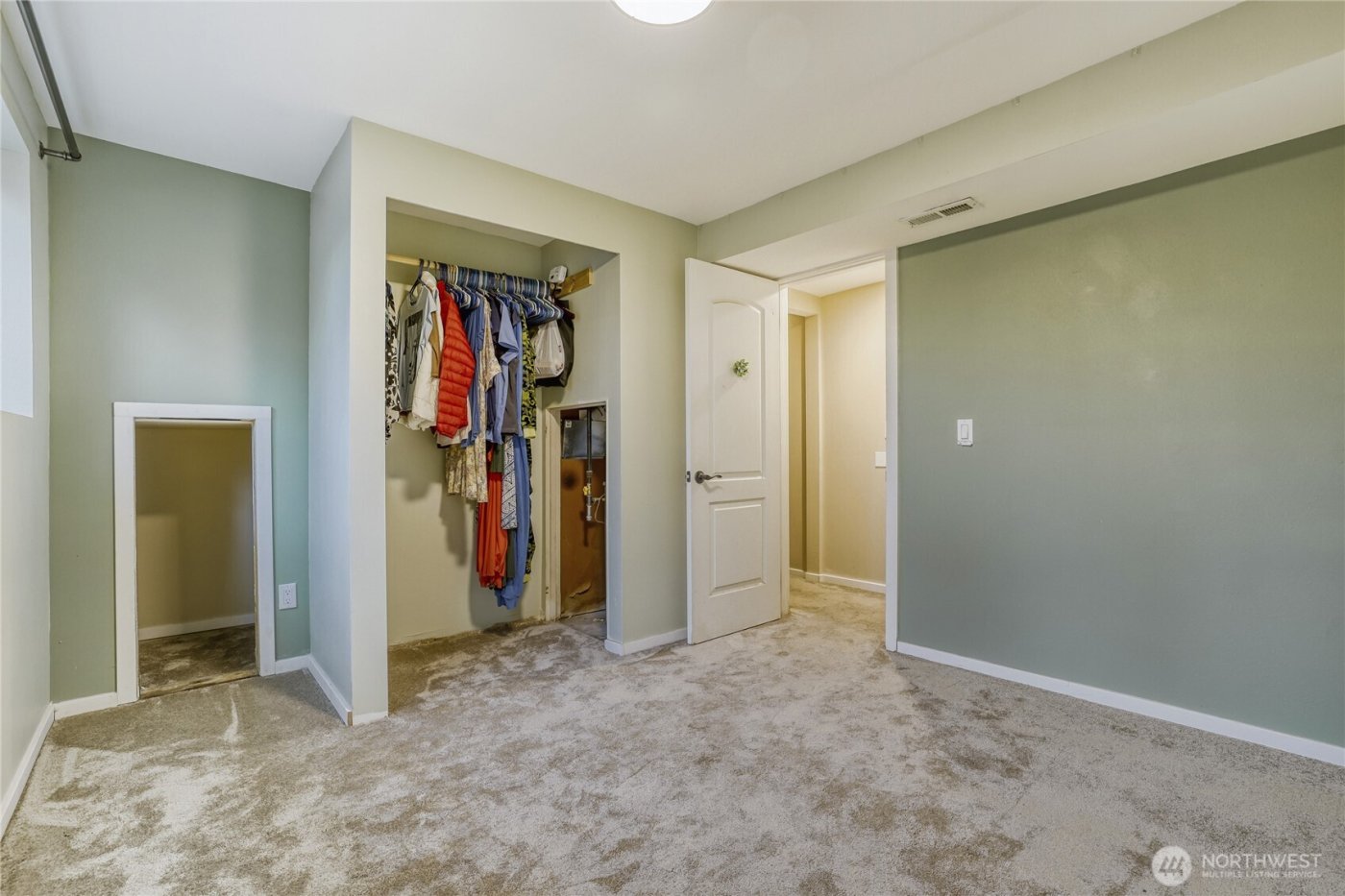 18517 44th Avenue W, Lynnwood, WA 98037