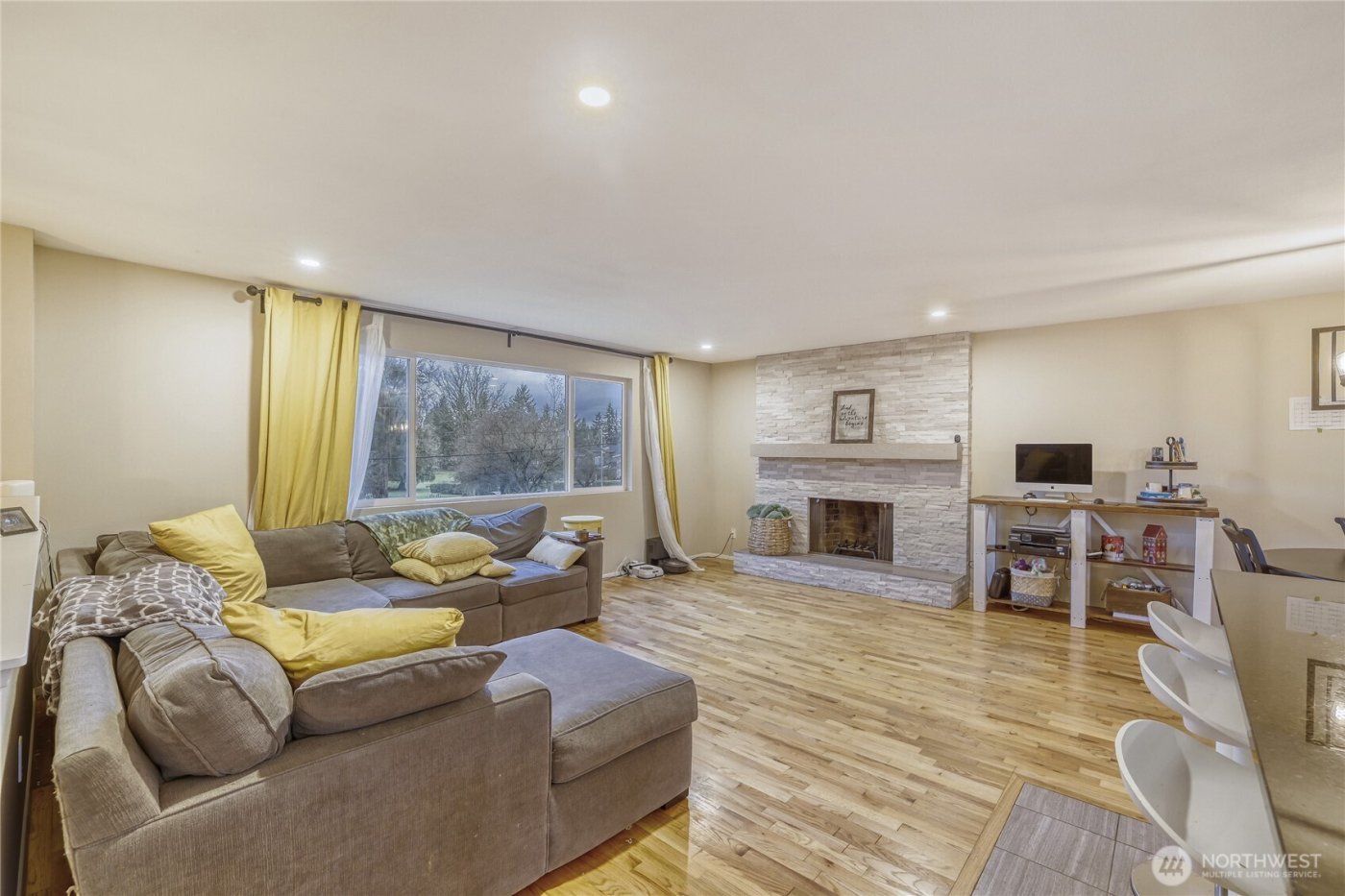 18517 44th Avenue W, Lynnwood, WA 98037