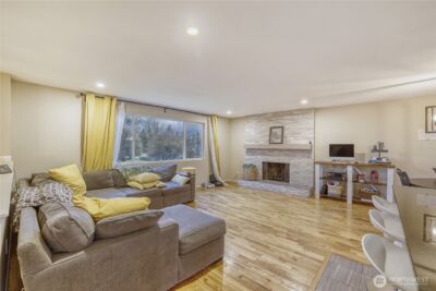 18517 44th Avenue W, Lynnwood, WA 98037 - Photo 4