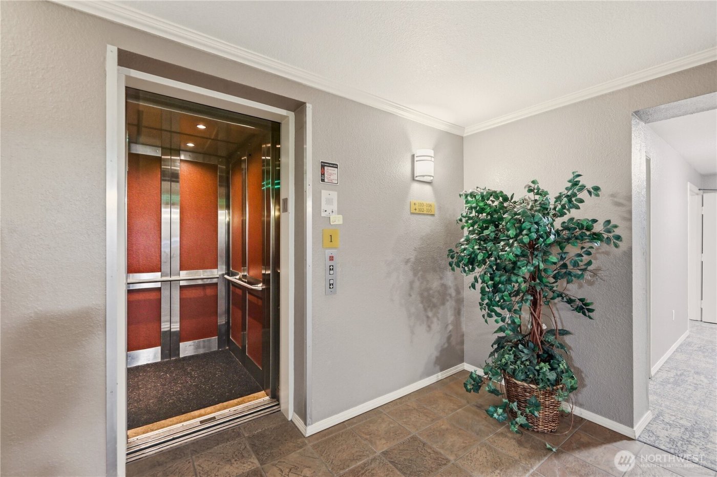 15433 Country Club Drive #F211, Mill Creek, WA 98012