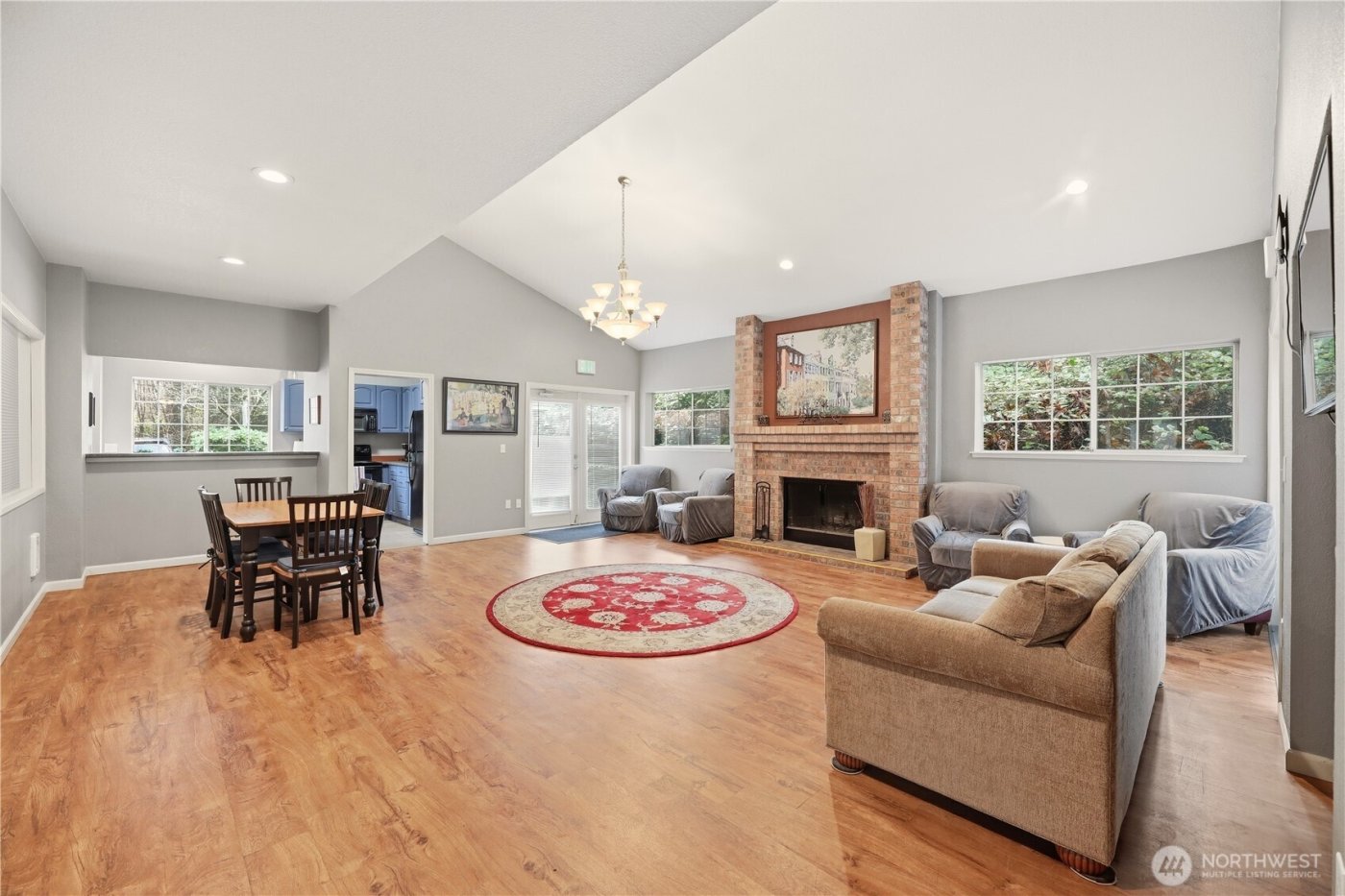 15433 Country Club Drive #F211, Mill Creek, WA 98012