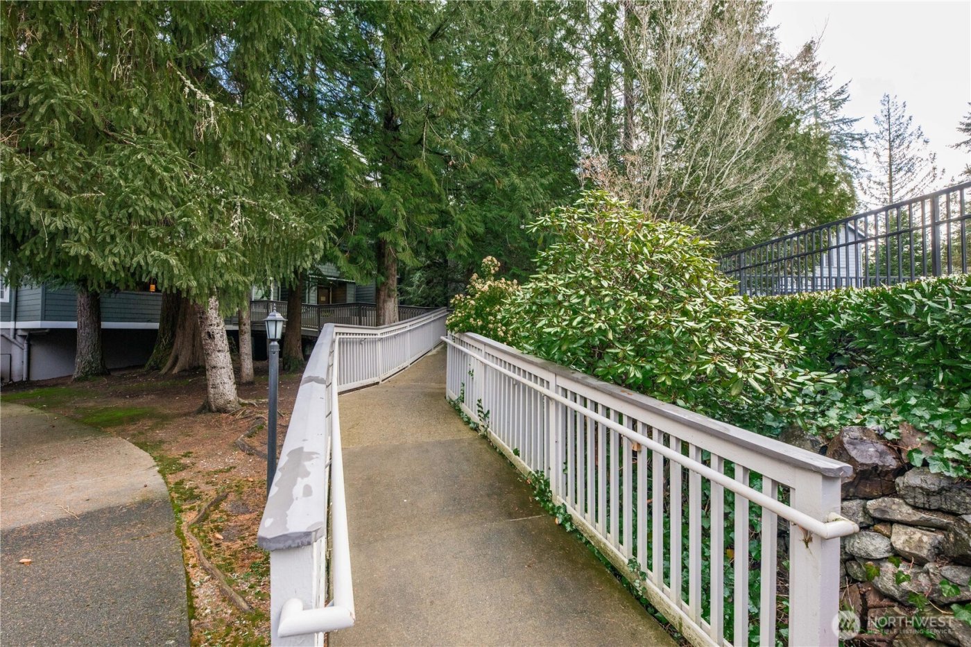 15433 Country Club Drive #F211, Mill Creek, WA 98012