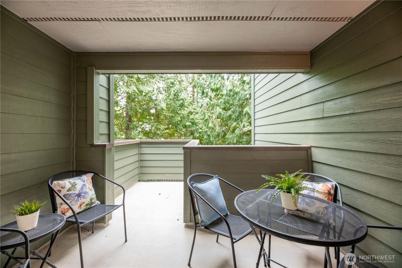 15433 Country Club Drive #F211, Mill Creek, WA 98012