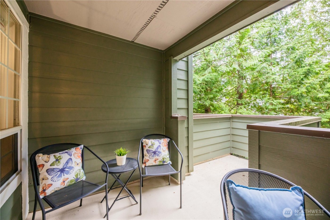 15433 Country Club Drive #F211, Mill Creek, WA 98012