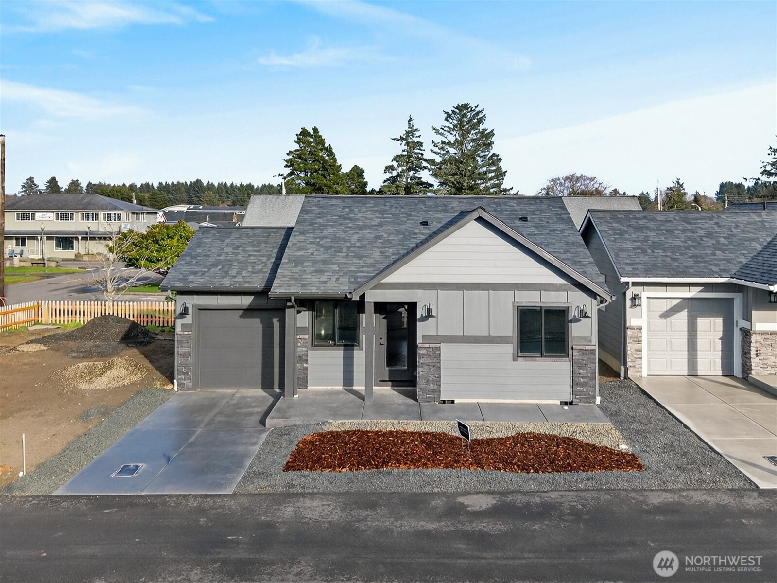 109 7th Street SW, Long Beach, WA 98631