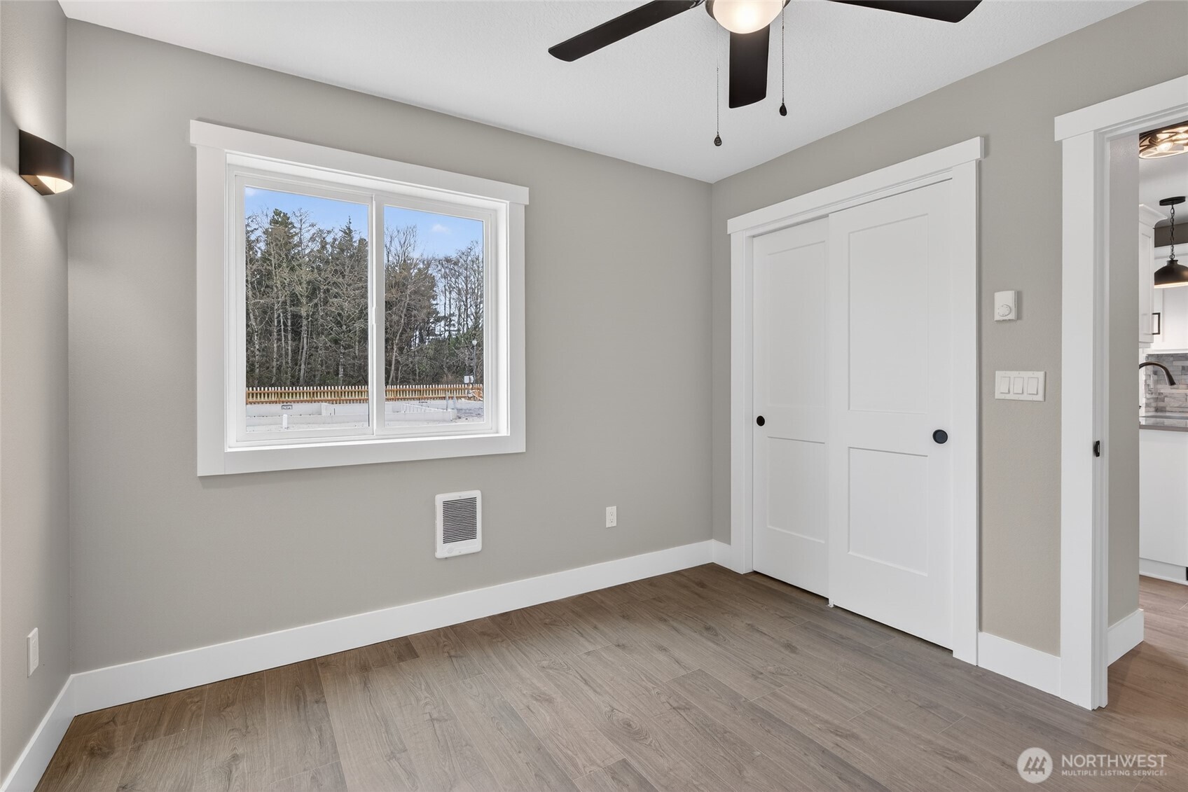 109 7th Street SW, Long Beach, WA 98631