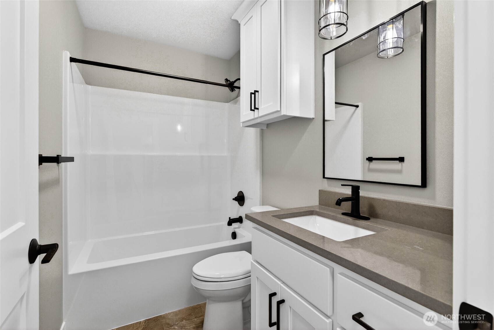 109 7th Street SW, Long Beach, WA 98631