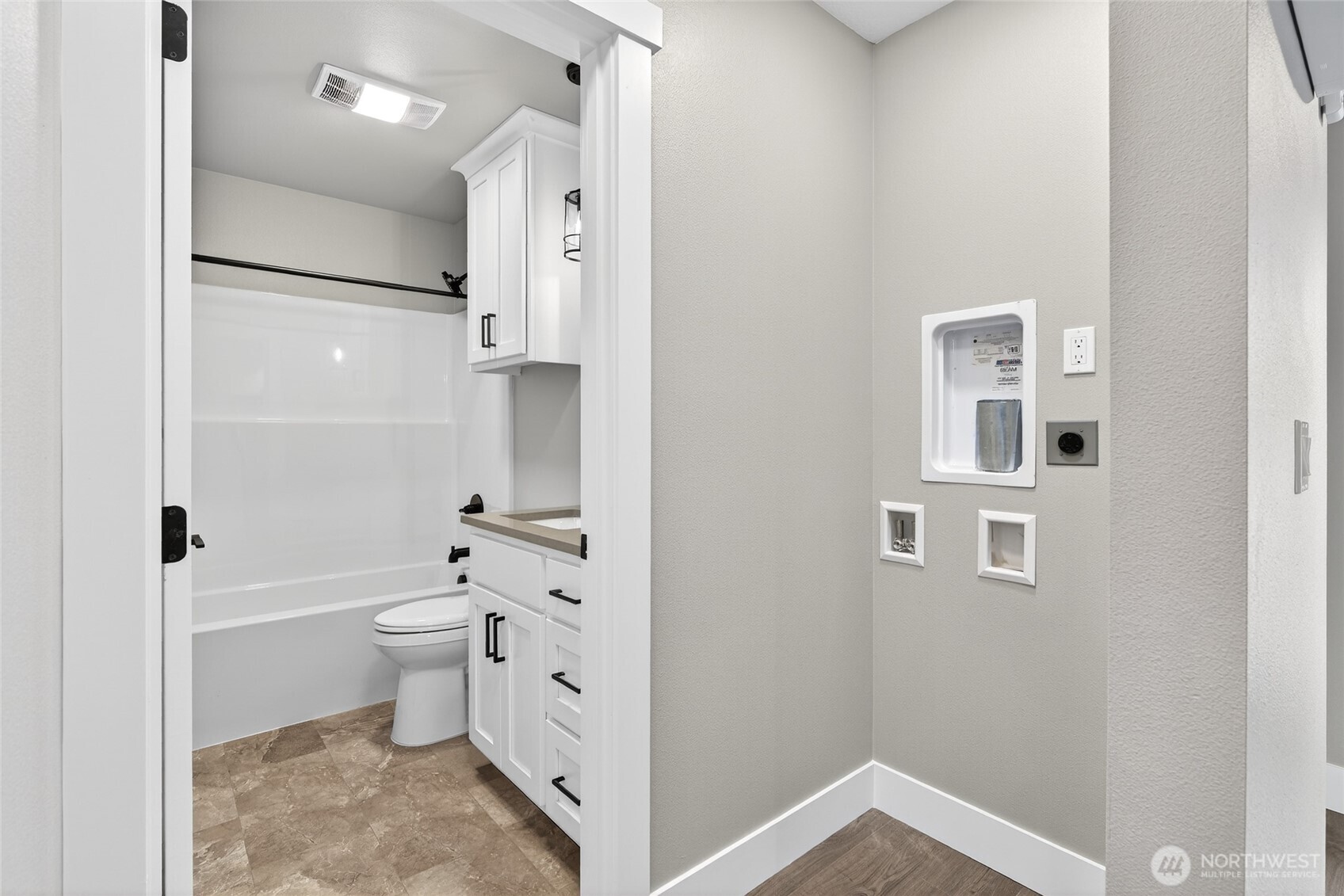 109 7th Street SW, Long Beach, WA 98631