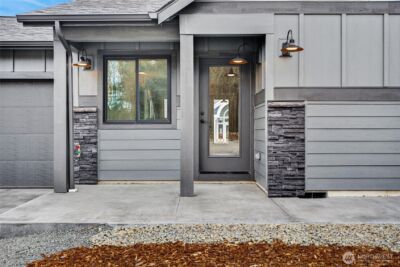 109 7th Street SW, Long Beach, WA 98631 - Photo 2