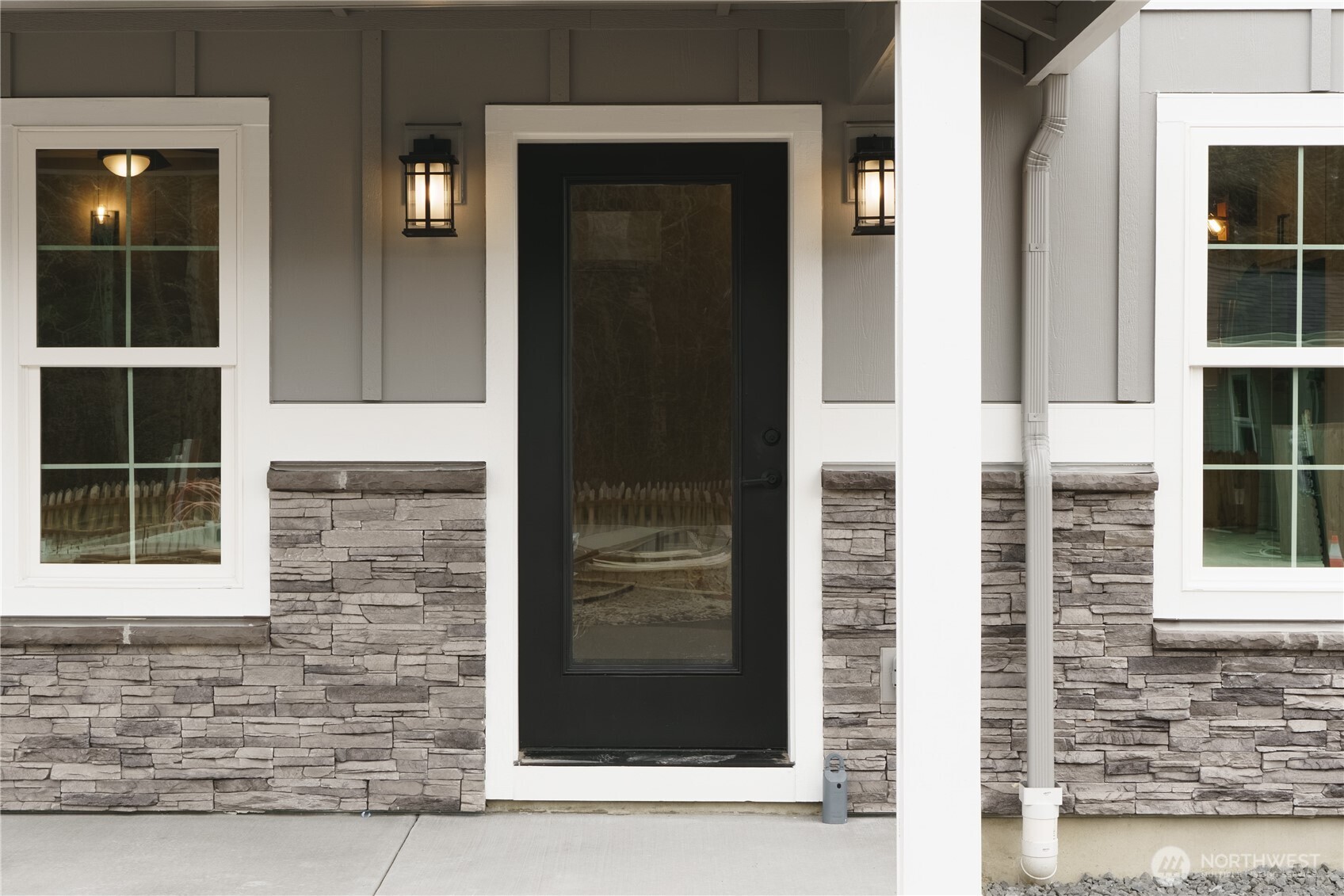 111 7th Street SW, Long Beach, WA 98631