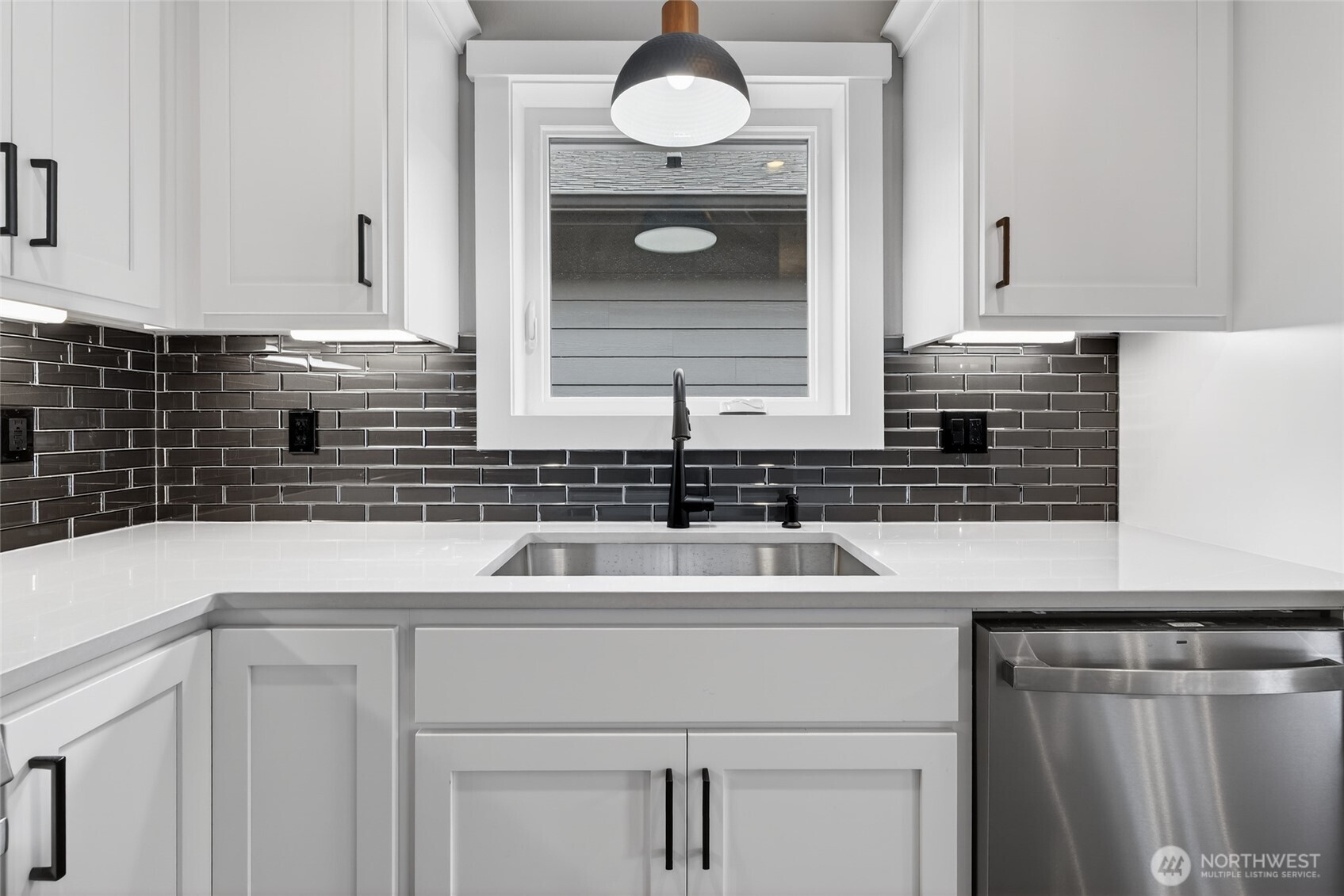 111 7th Street SW, Long Beach, WA 98631