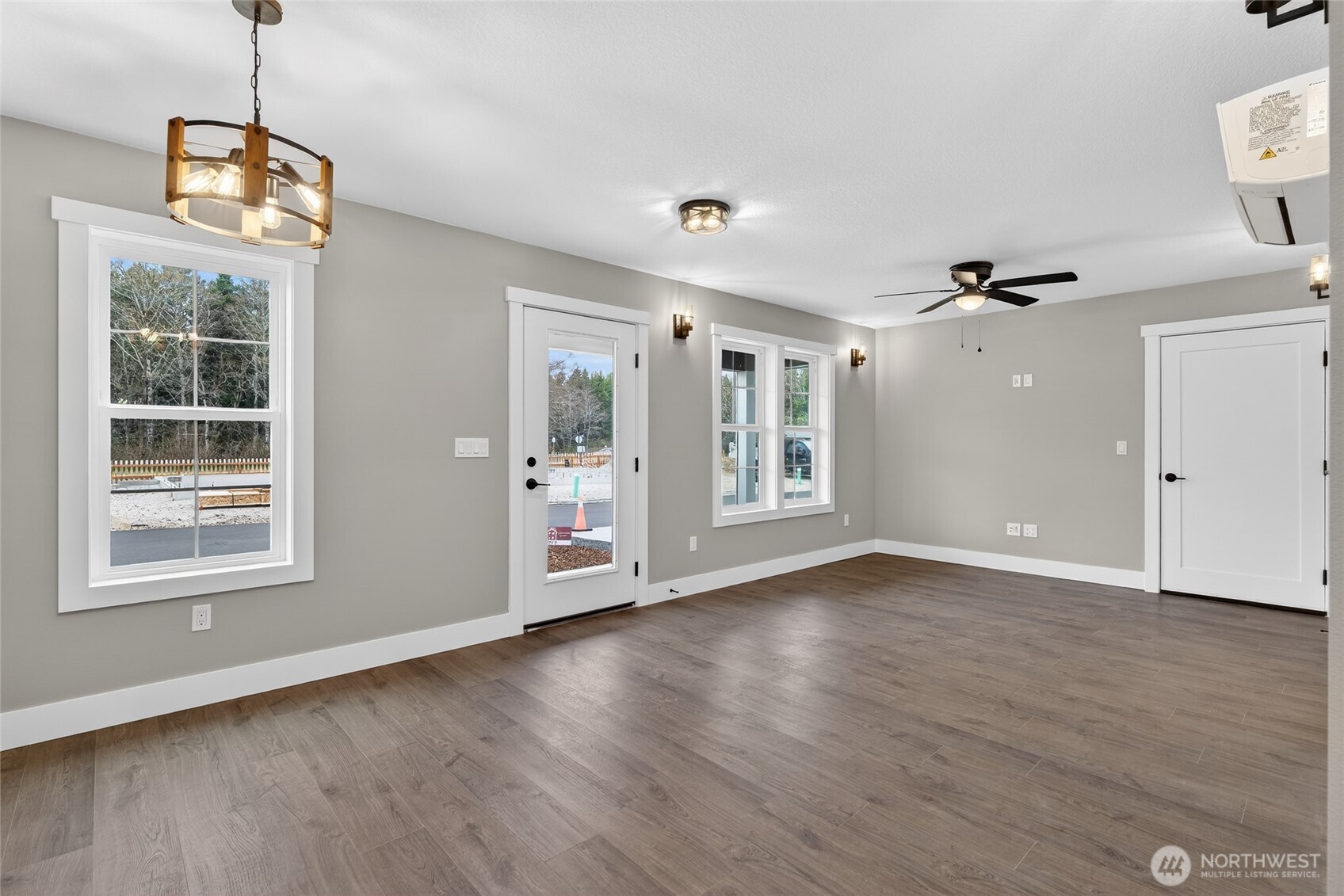 111 7th Street SW, Long Beach, WA 98631