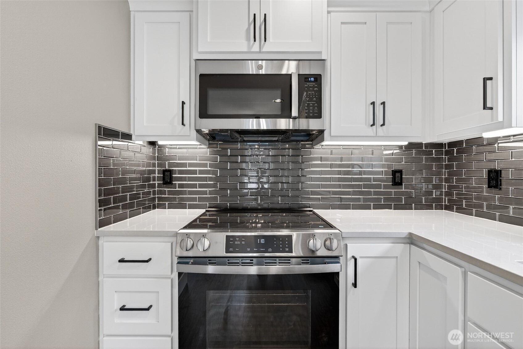 111 7th Street SW, Long Beach, WA 98631