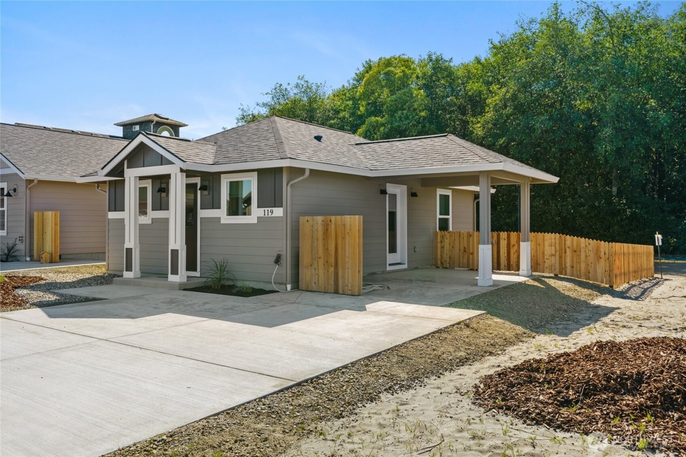 119 7th Street SW, Long Beach, WA 98631