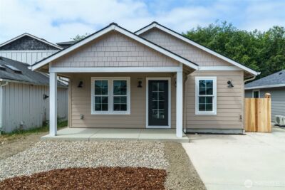 117 7th Street SW, Long Beach, WA 98631