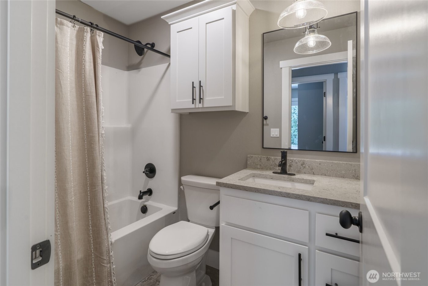 117 7th Street SW, Long Beach, WA 98631