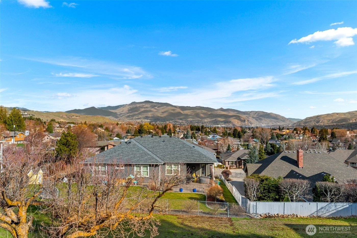 1117 Appleland Drive , Wenatchee, WA 98801