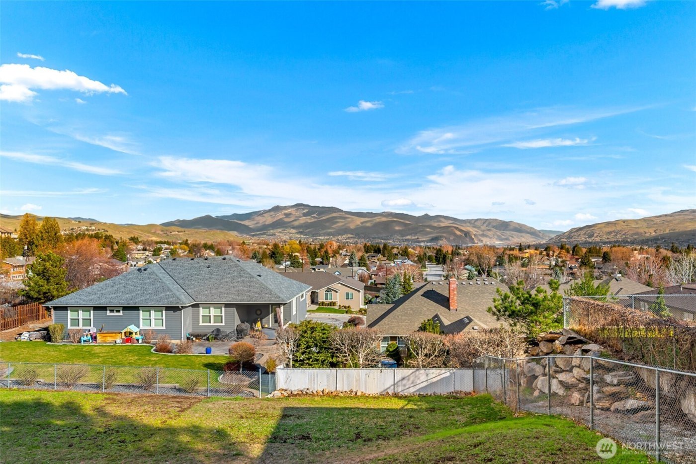 1117 Appleland Drive , Wenatchee, WA 98801