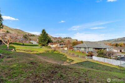 1117 Appleland Drive , Wenatchee, WA 98801 - Photo 37