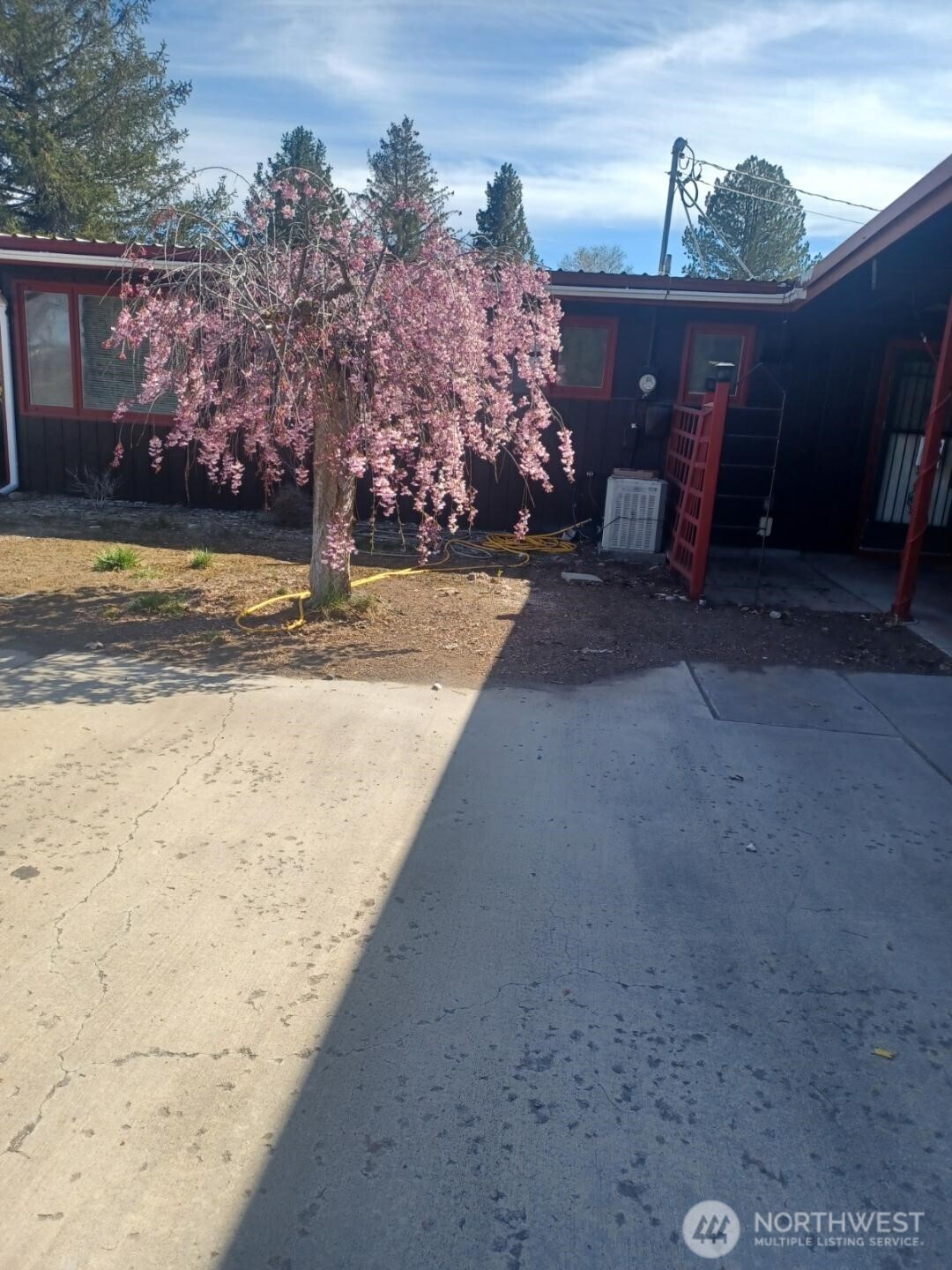 533 Fairchild Loop , Moses Lake, WA 98837