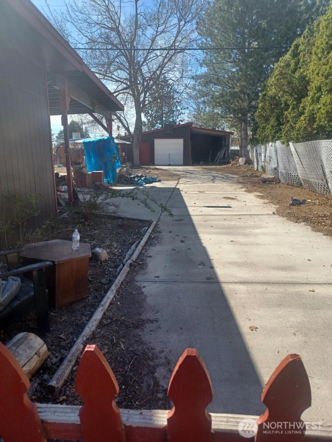 533 Fairchild Loop , Moses Lake, WA 98837