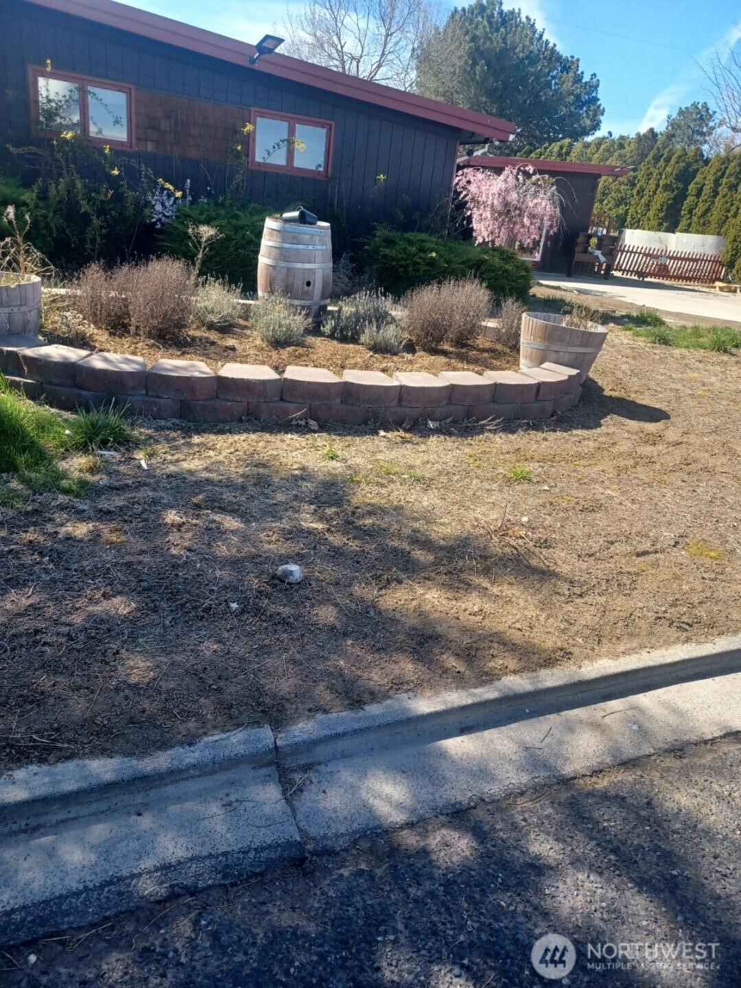 533 Fairchild Loop , Moses Lake, WA 98837