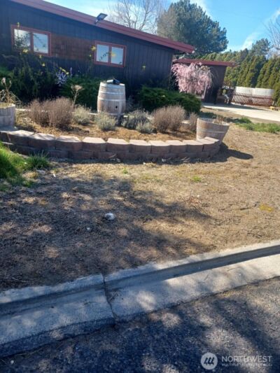 533 Fairchild Loop , Moses Lake, WA 98837 - Photo 3