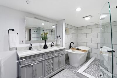 8250 Corliss Avenue N, Seattle, WA 98103 - Photo 17