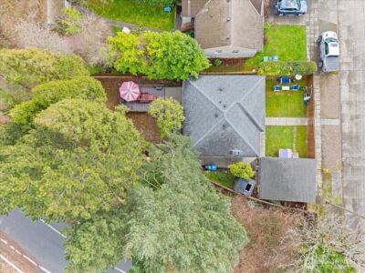 8250 Corliss Avenue N, Seattle, WA 98103 - Photo 26