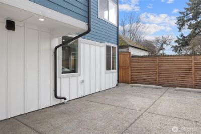 503 NE 42nd Street , Seattle, WA 98105 - Photo 18