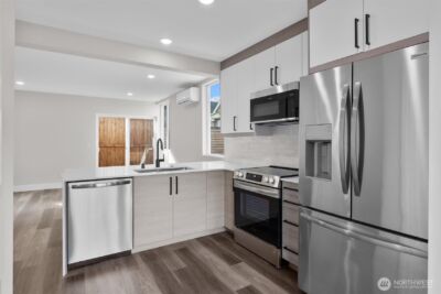 503 NE 42nd Street , Seattle, WA 98105 - Photo 4