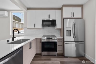 503 NE 42nd Street , Seattle, WA 98105 - Photo 5